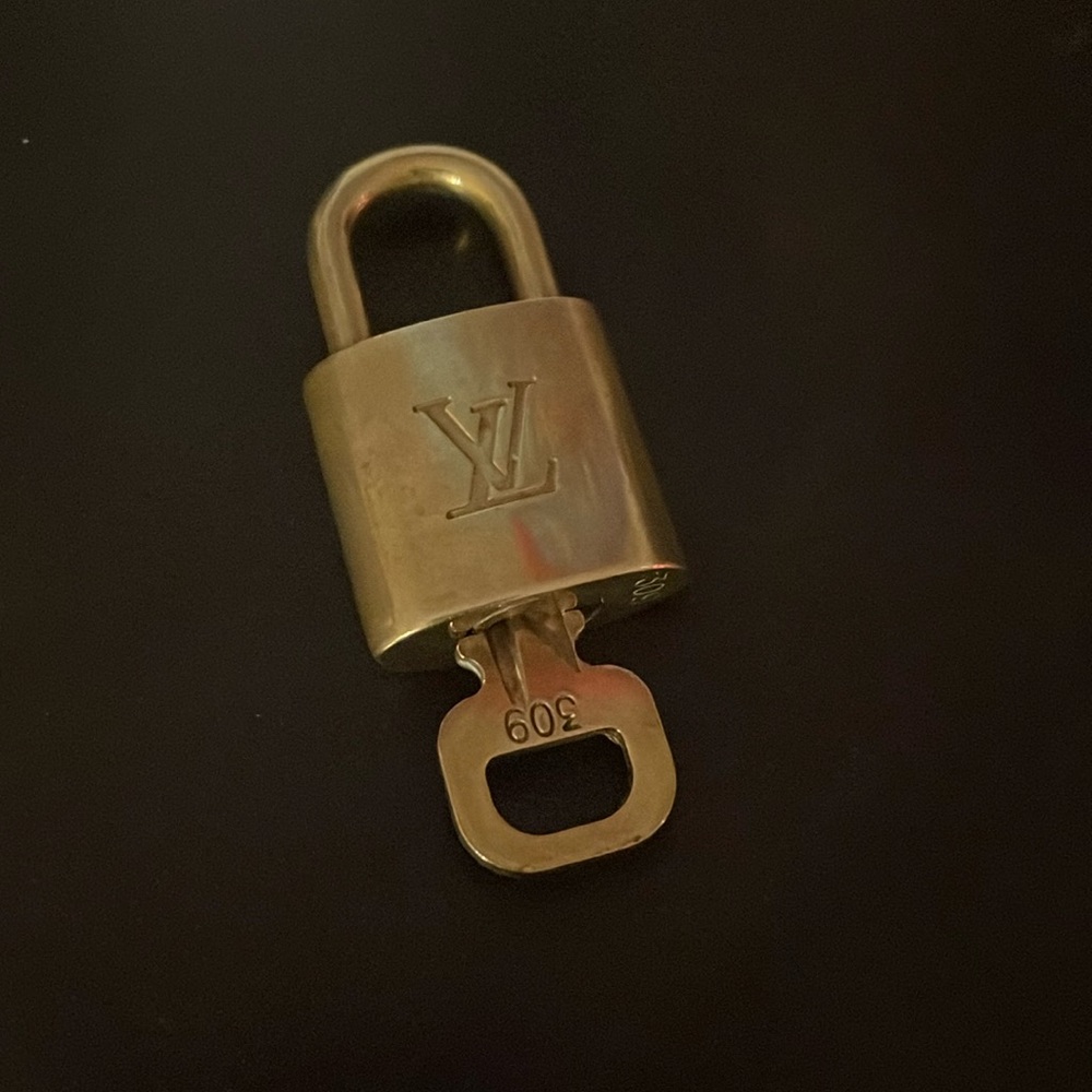Louis Vuitton authentic lock and key number 309